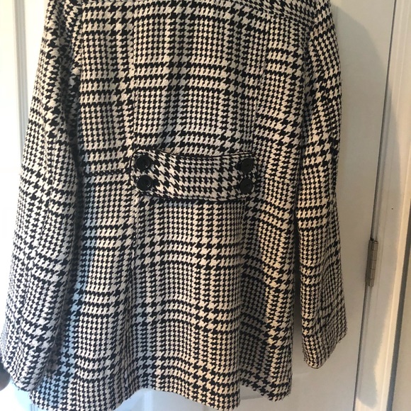 Wool coat - Picture 3 of 3